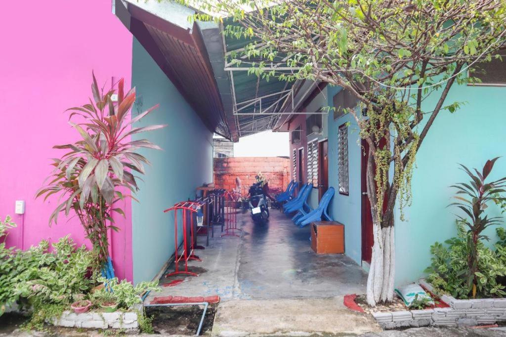 Oyo 681 Paradise Hotel Ao Nang Екстер'єр фото