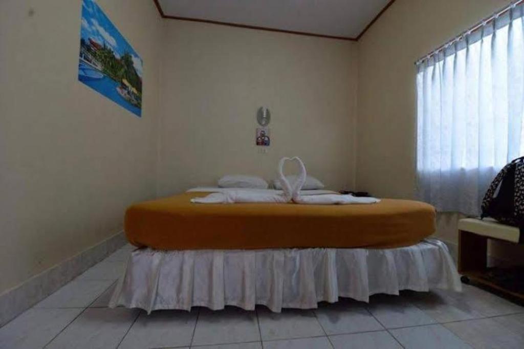 Oyo 681 Paradise Hotel Ao Nang Екстер'єр фото
