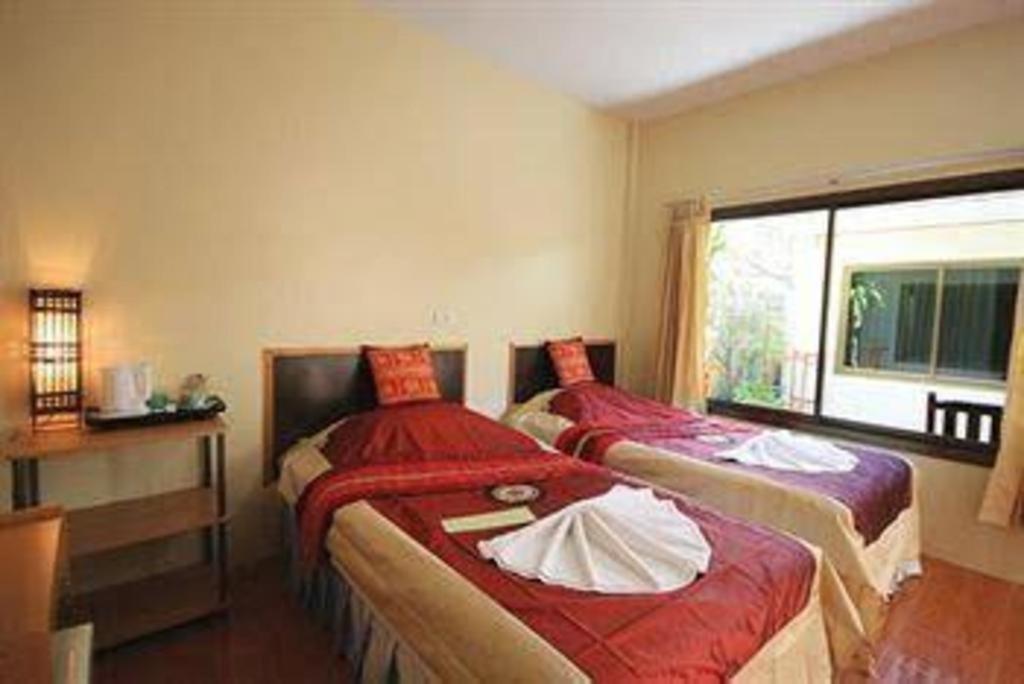 Oyo 681 Paradise Hotel Ao Nang Екстер'єр фото
